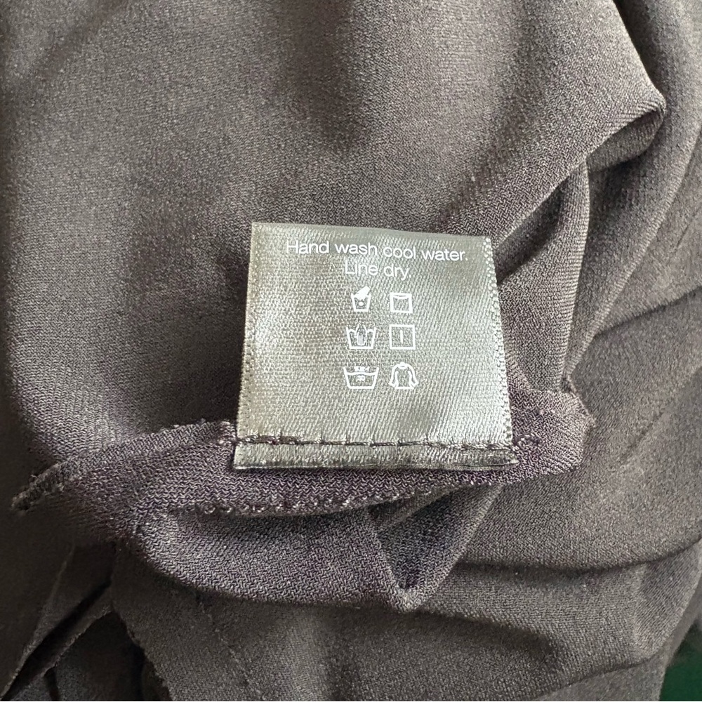 NORMA KAMALI Long Sleeve Drop Shoulder Black Slinky Jersey Jumpsuit EUC Size L - Picture 8 of 11